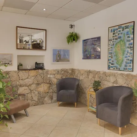 فندق Des Etrangers